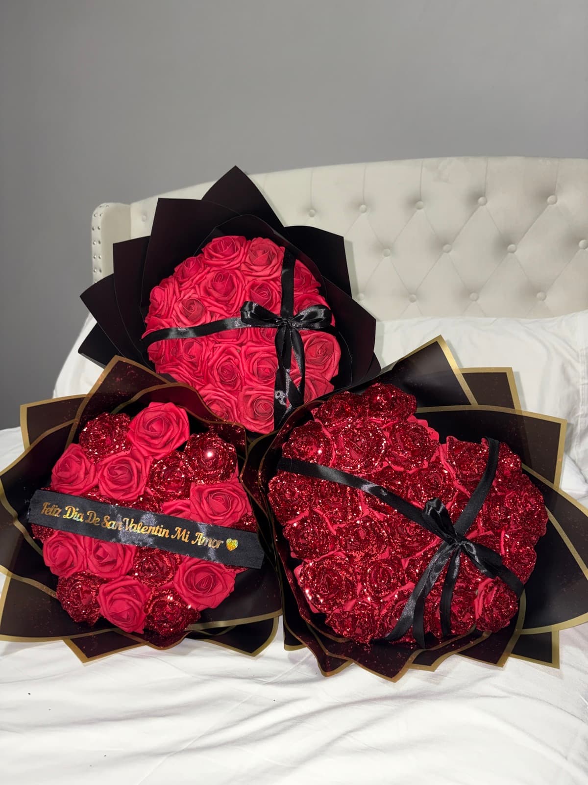 Red glitter heart-shaped rose bouquets